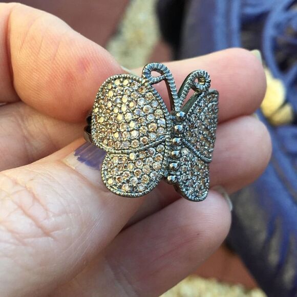 Brass butterfly ring ruthenium AAA grade CZ Ring - Picture 4 of 11